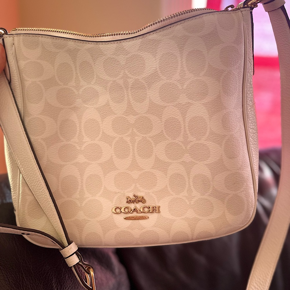 Coach (Signature) white crossbag
